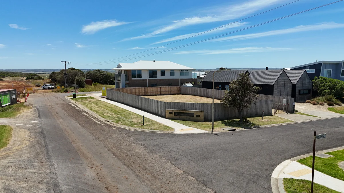 Additional image 10 of 1 Lochard Street, Peterborough VIC 3270