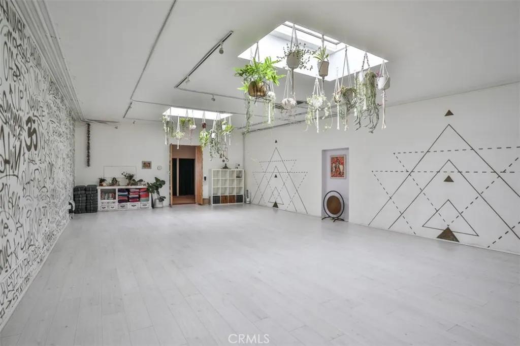Additional image 13 of 12513 Venice Blvd, Los Angeles, CA 90066