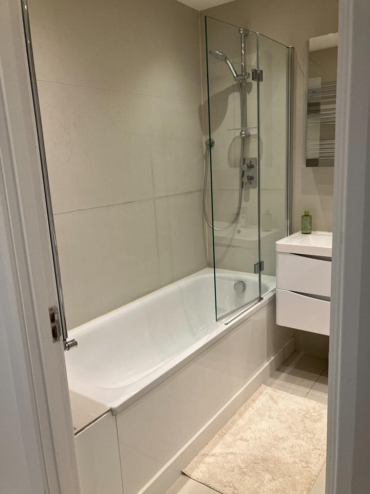 Additional image 7 of 2 Bed Maisonette, Cedars Road, SW4, N1 7GU