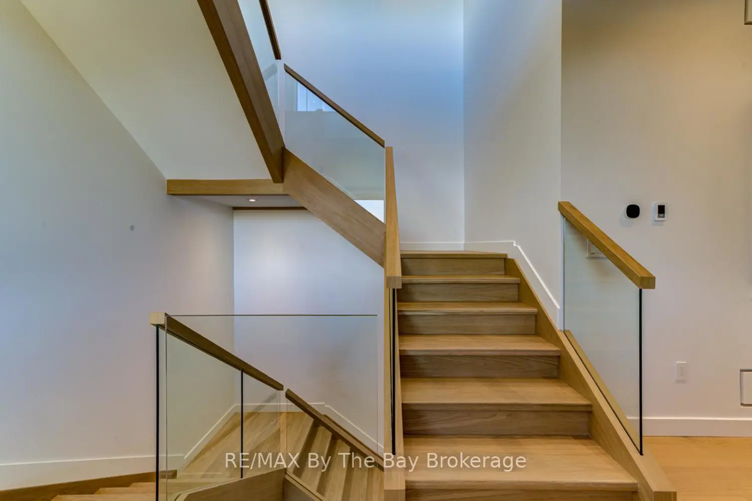 Additional image 6 of 18 Raintree Court