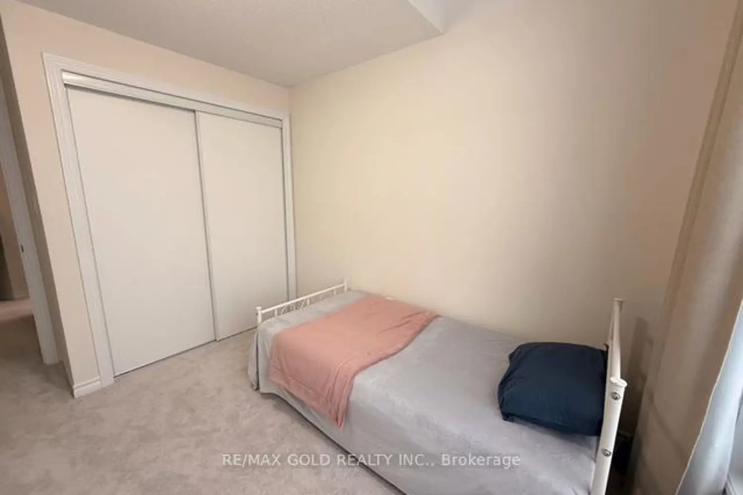 Additional image 18 of 86 Molozzi Street