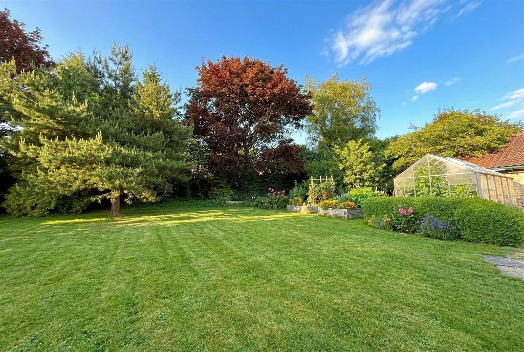 Additional image 4 of 8 bed detached house for saleWashdyke Lane, Fulbeck, Grantham NG32