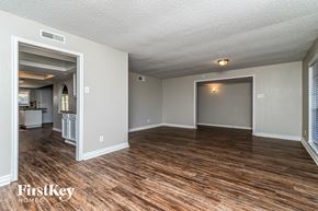 Additional image 4 of 4913 Alta Oaks Lane, The Colony, TX, 75056