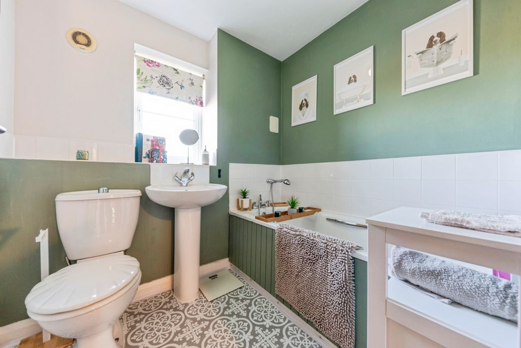 Additional image 11 of 3 bed end terrace house for saleMedway Avenue, Grantham NG31