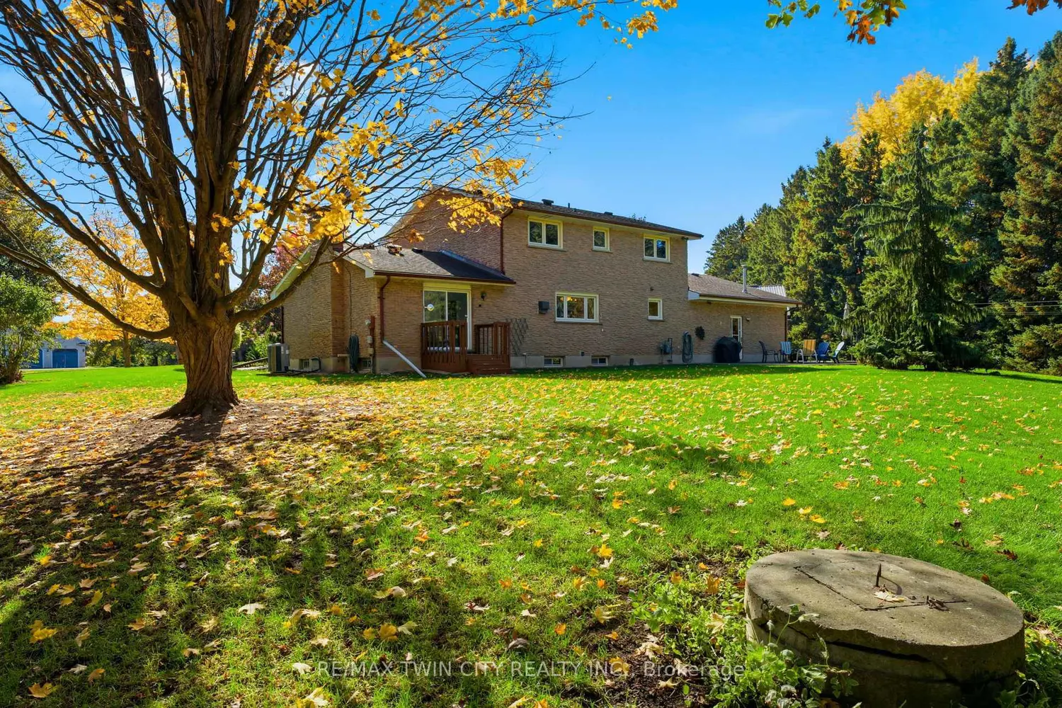 Additional image 11 of 24 River Road