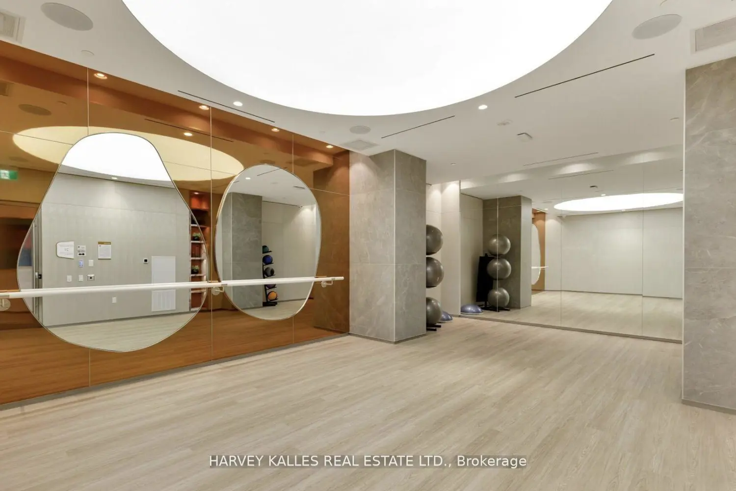 Additional image 18 of 155 Merchants Wharf Avenue 701