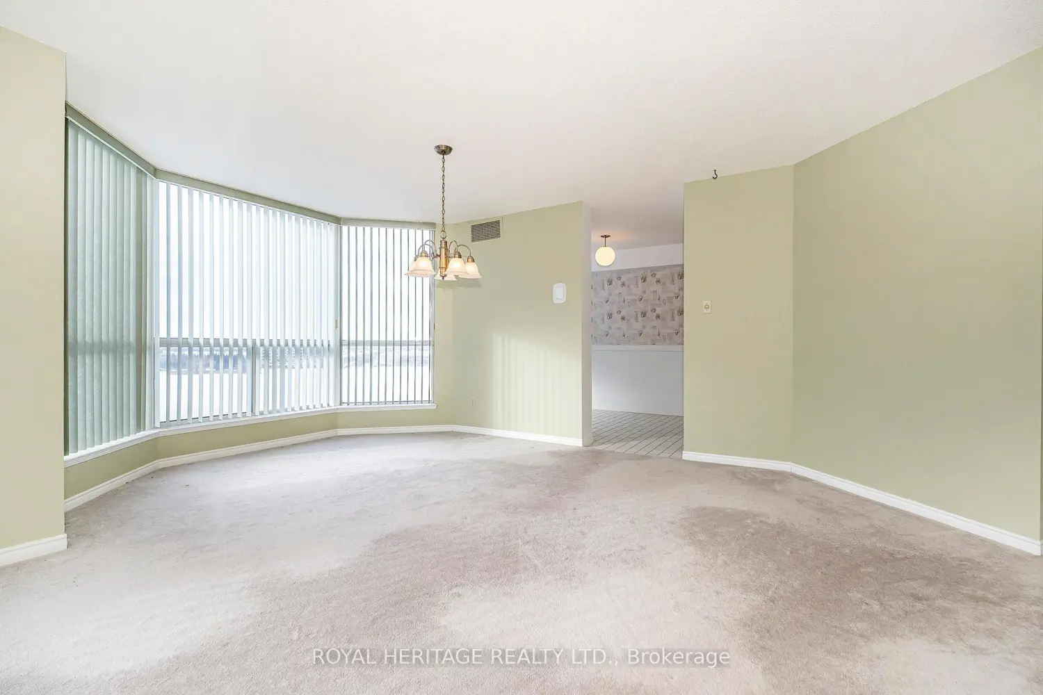 360 Watson Street 901 photo 3