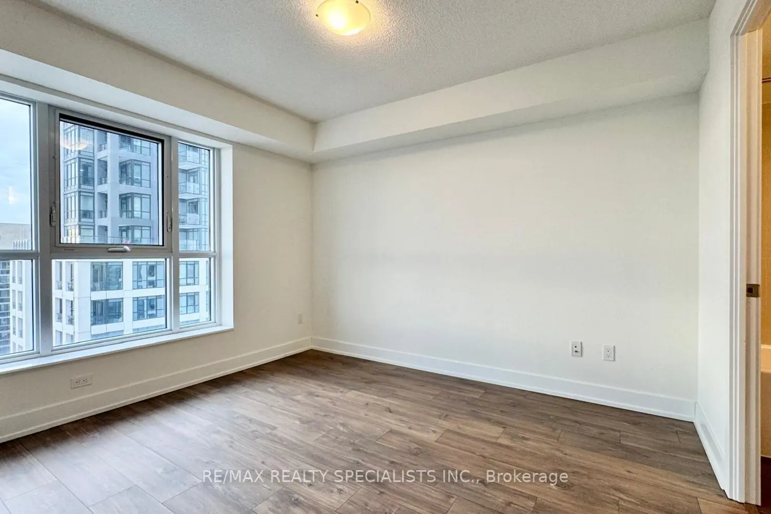 Additional image 8 of 7 Mabelle Avenue 2909