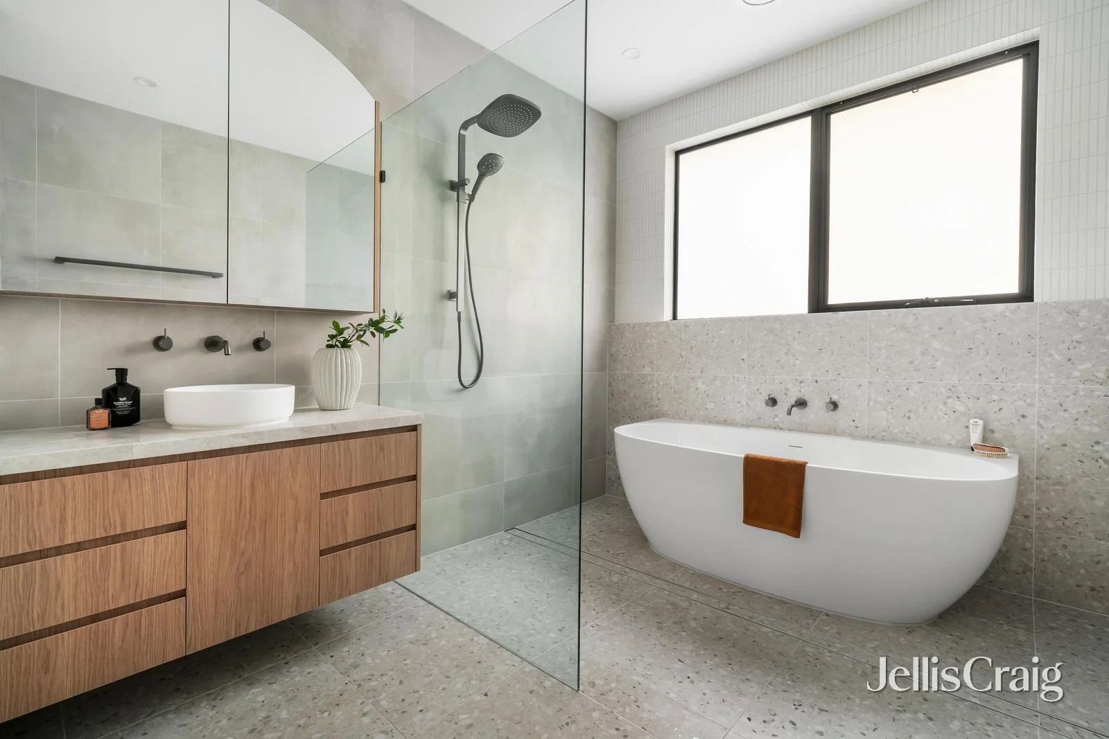 Additional image 9 of 1/1581 Main Road, Research VIC 3095