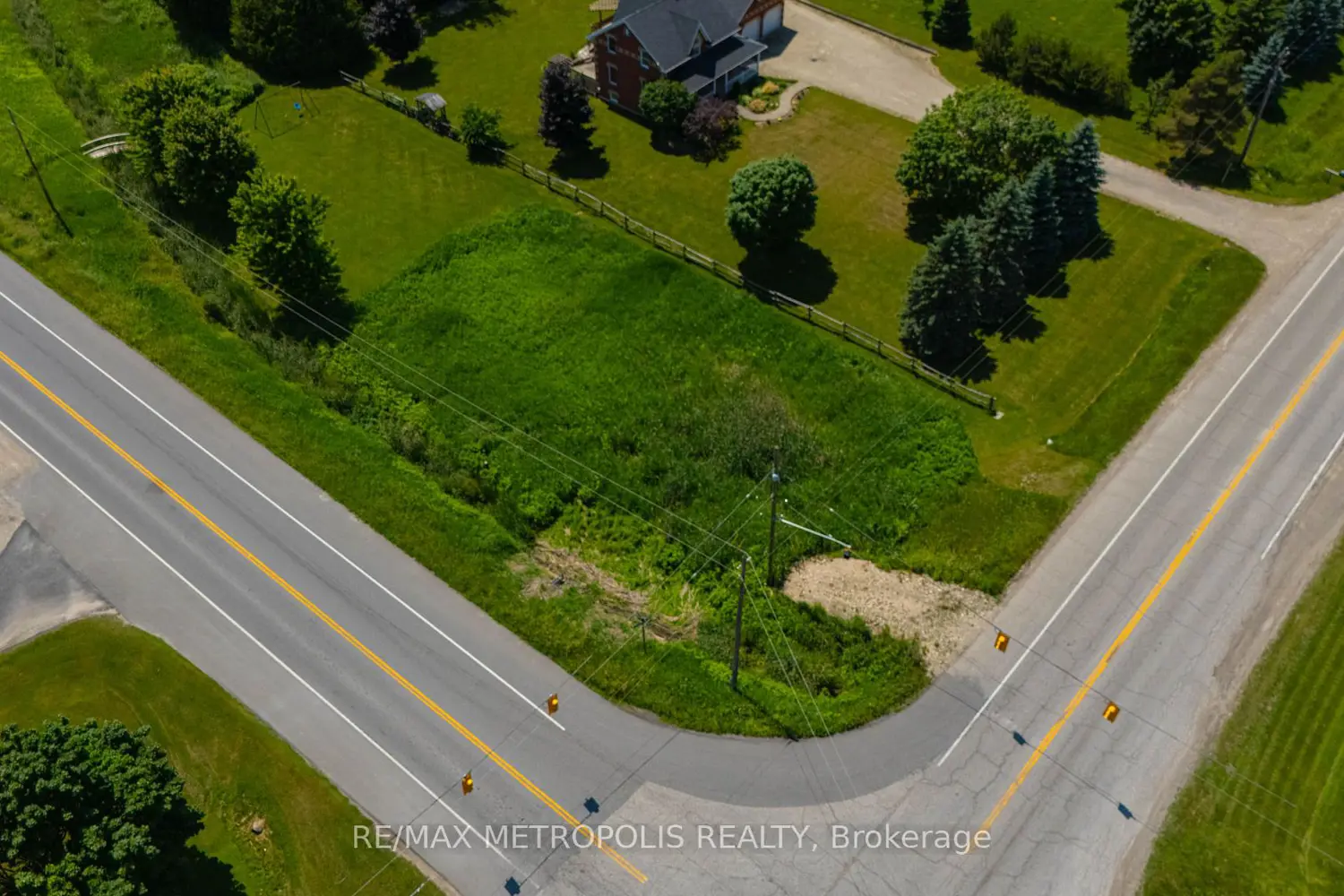 Additional image 4 of 7462 Wellington 11 Road