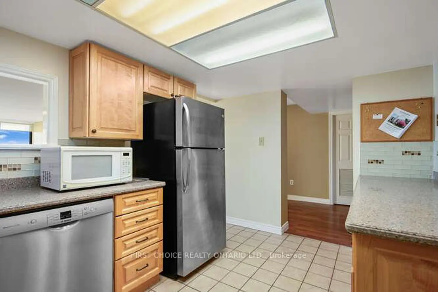 Additional image 10 of 50 Market St Street 203