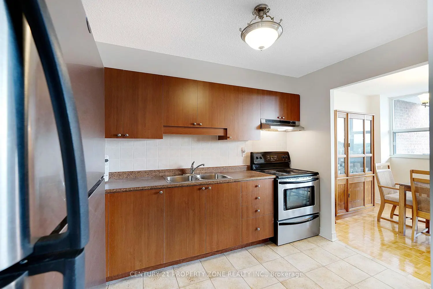 Additional image 7 of 3501 Glen Erin Drive 905