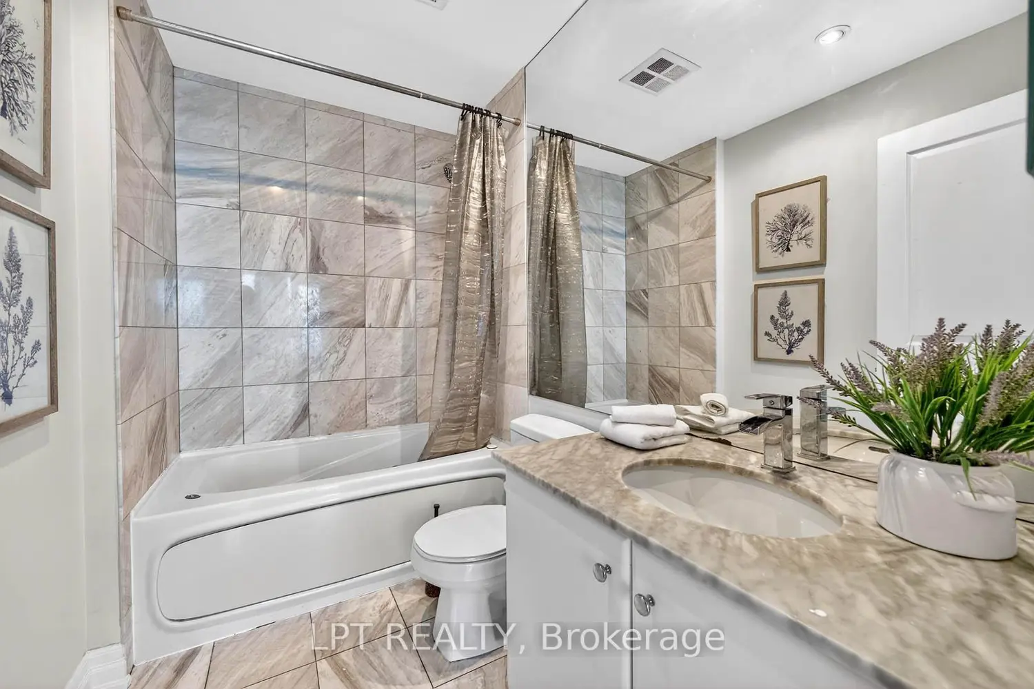 Additional image 12 of 2083 Lake Shore Boulevard 812