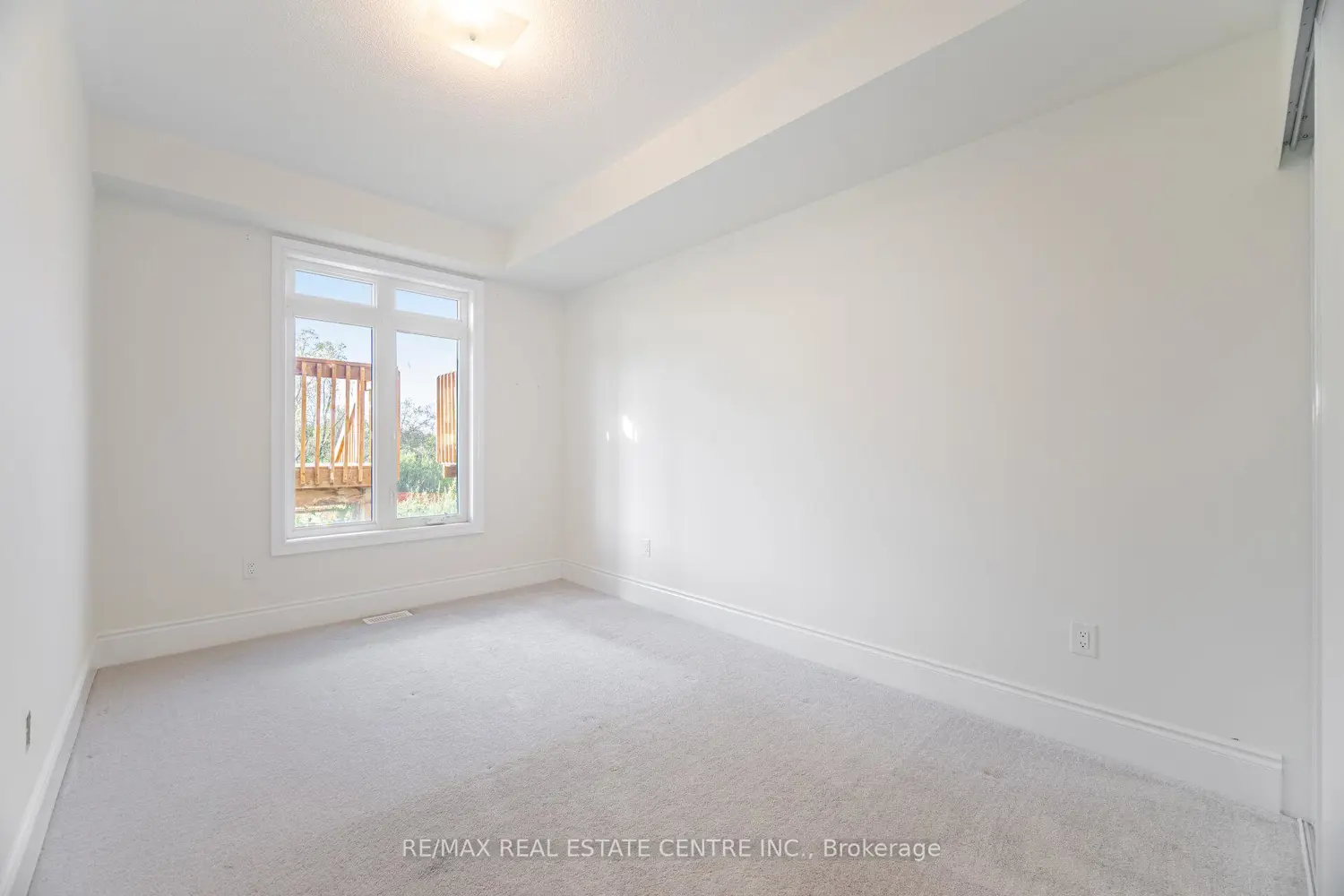 Additional image 3 of 20 Foxsparrow Road