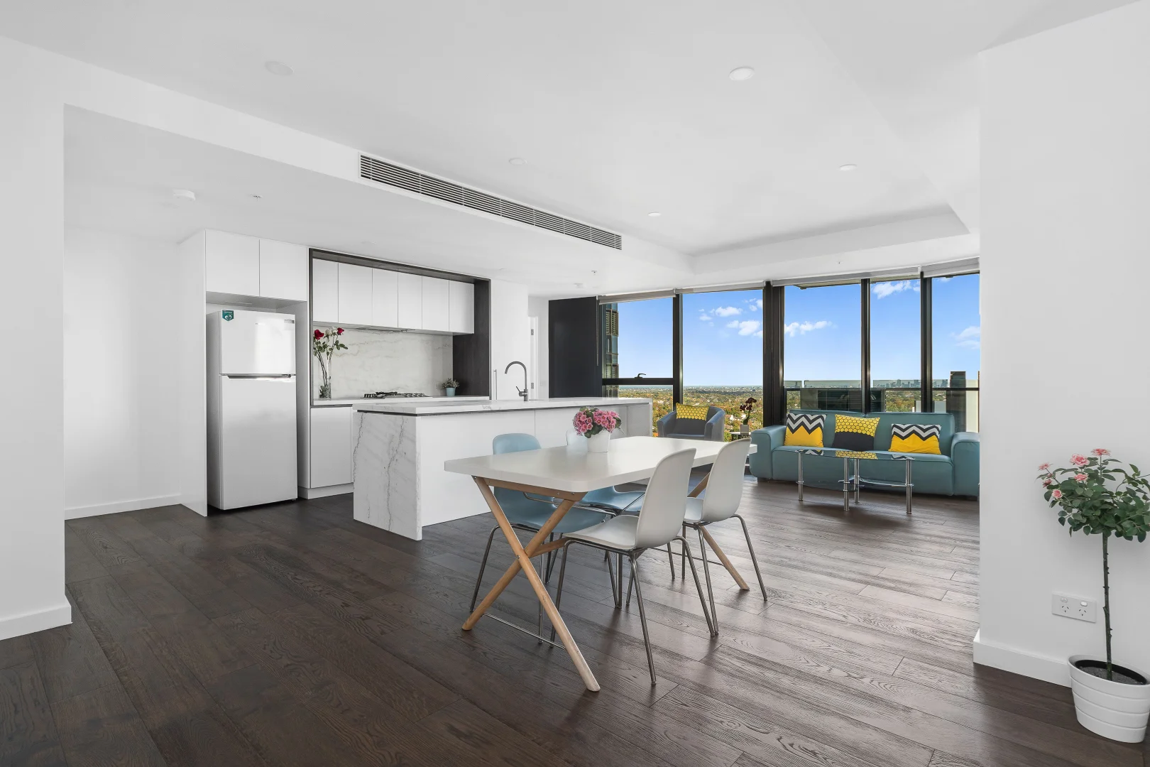 Additional image 3 of 2613/826 Whitehorse Road, Box Hill VIC 3128