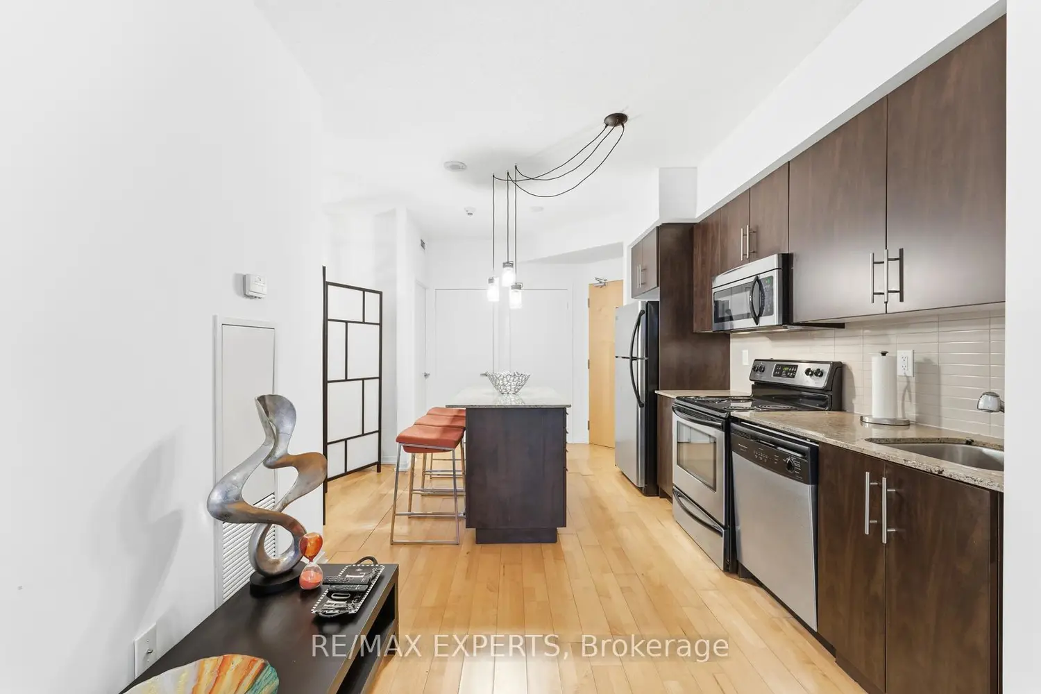 Additional image 2 of 55 Bremner Boulevard 2405