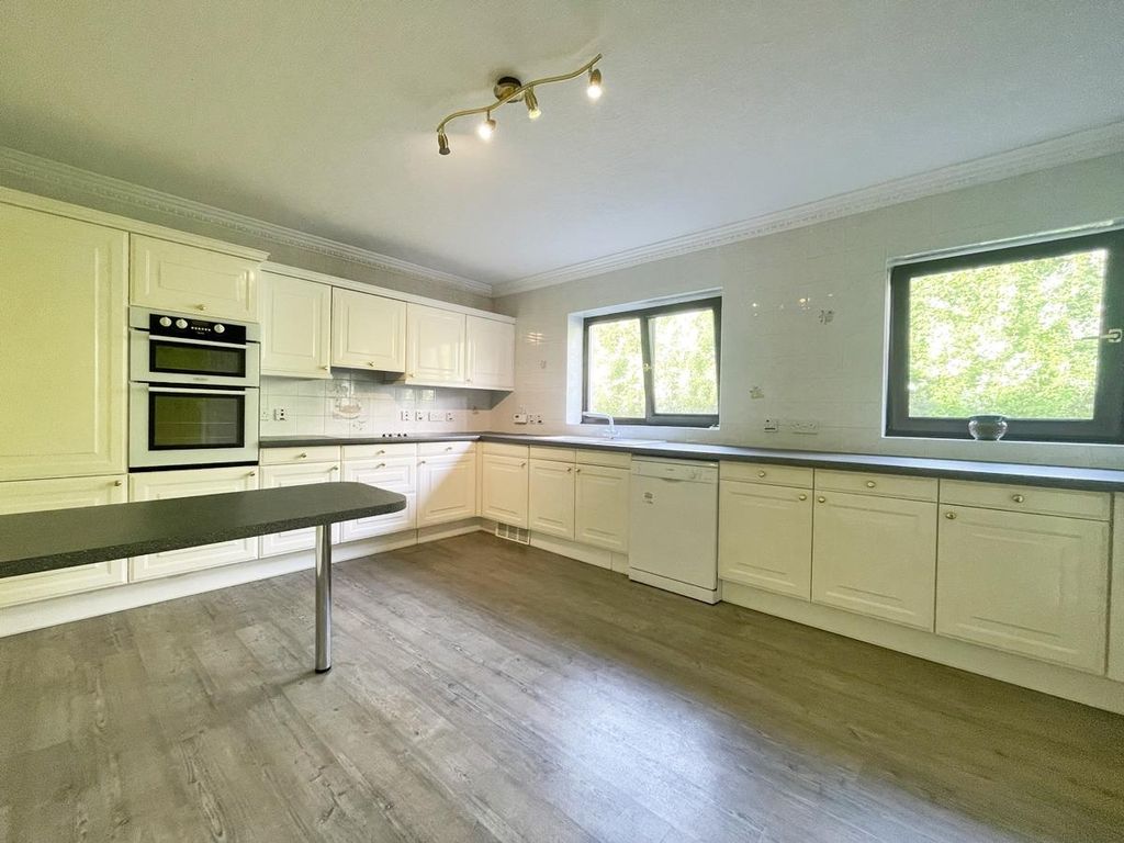 3 bed flat for saleSea Cliff Road, Onchan IM3 photo 3