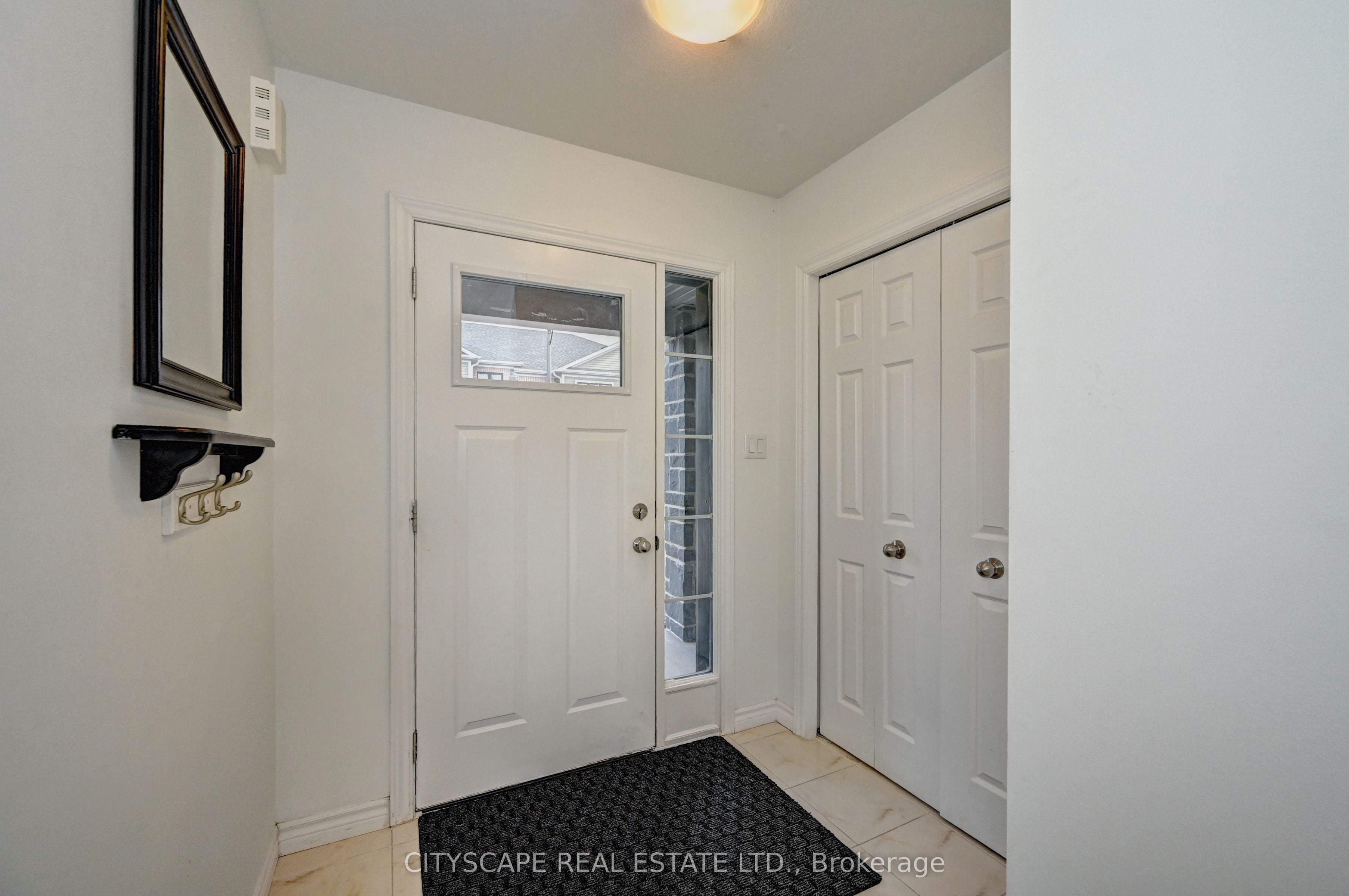 Additional image 3 of 35 Woodedge Circle, Kitchener, ON, N2R 0P8
