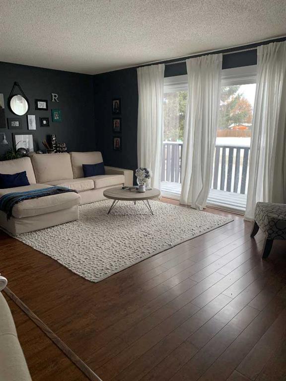 Additional image 6 of 24 45 Street Crescent, Sylvan Lake, AB, T4S2P9