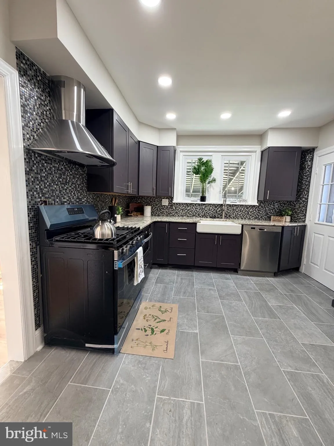 Additional image 41 of 402 Grove Avenue, Wilmington, DE 19809