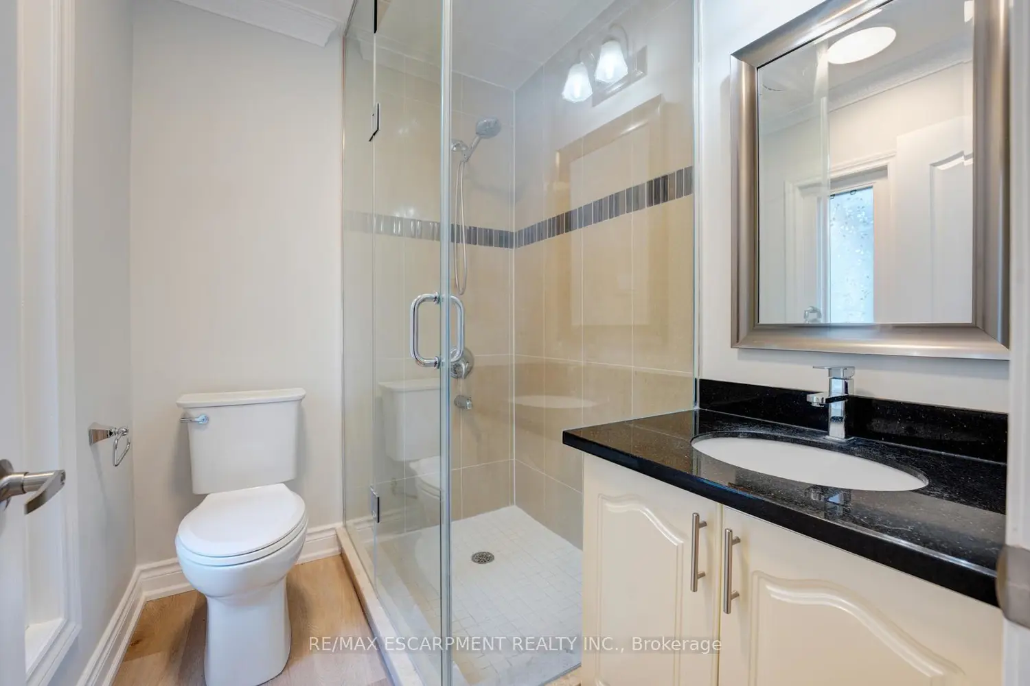 Additional image 10 of 8 Ridgewood Drive