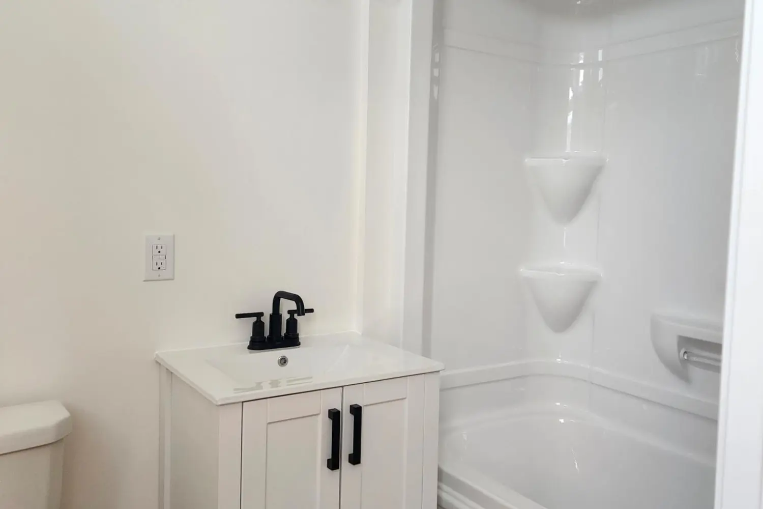 Additional image 12 of 2288 Crewson Crescent