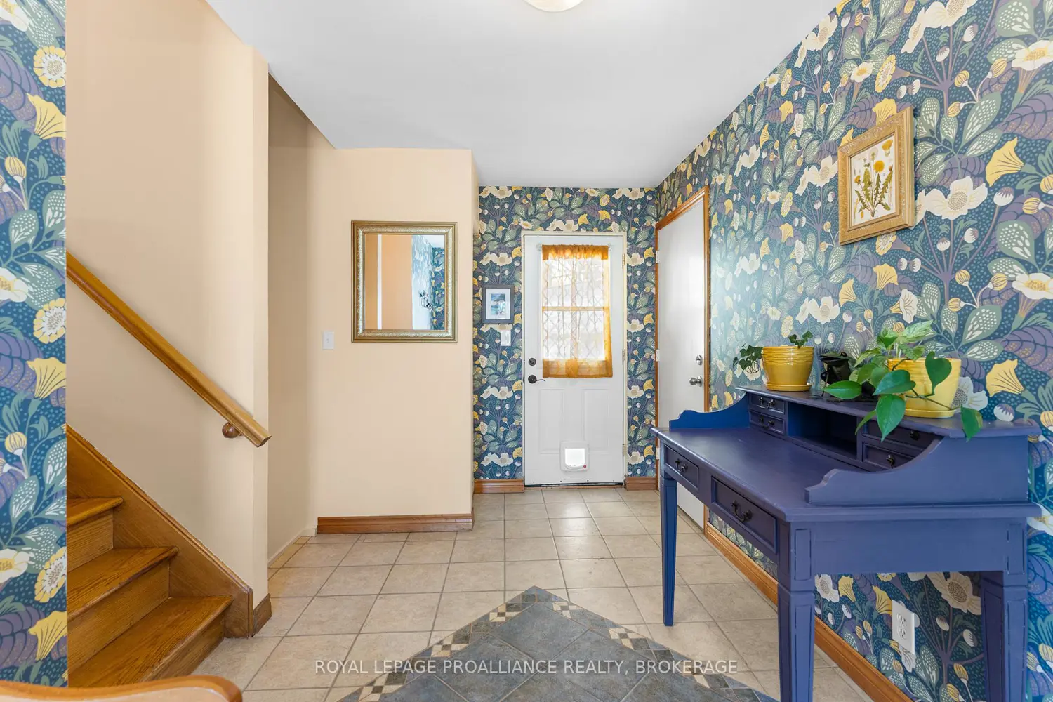 Additional image 3 of 812 Hillside Drive