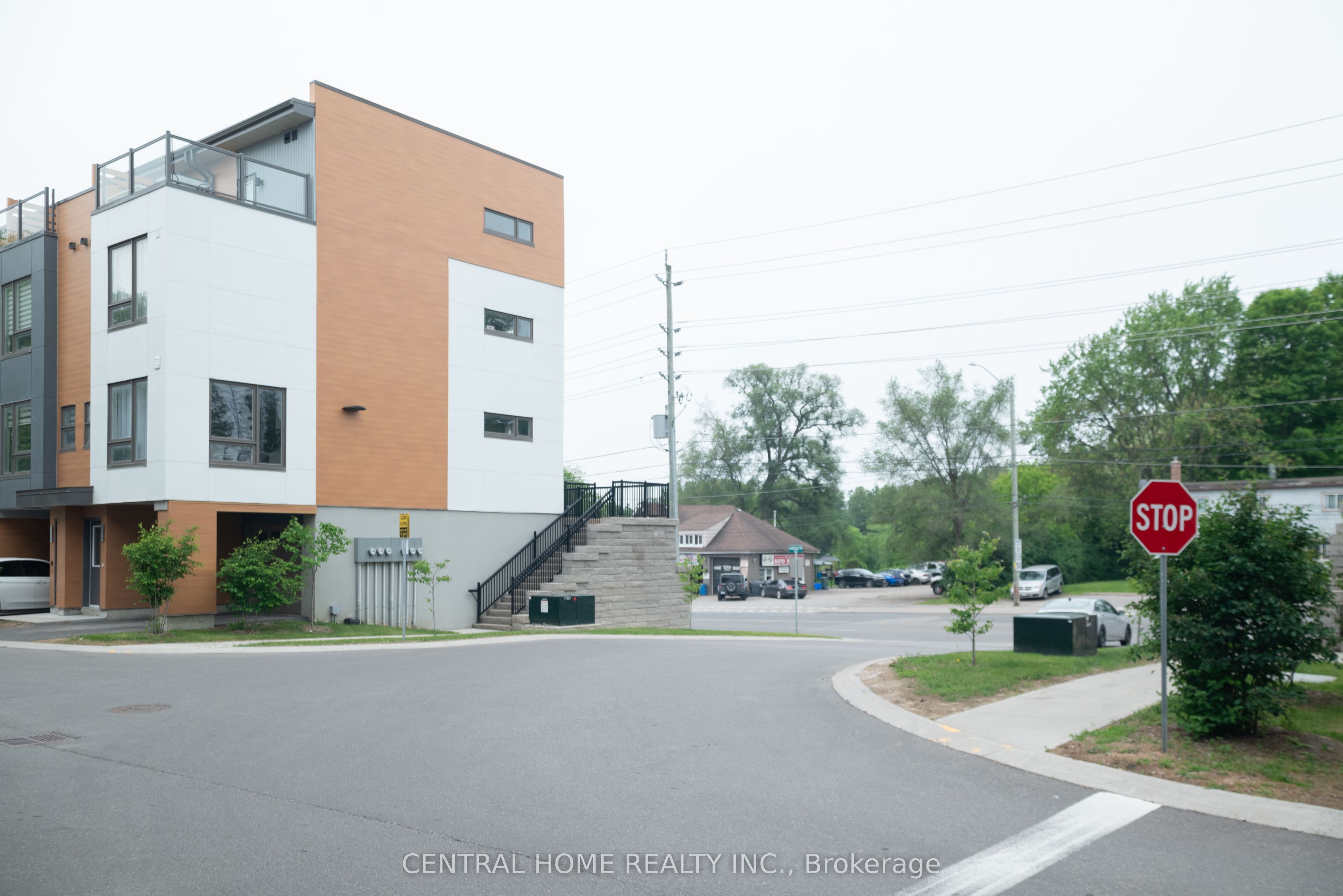 Additional image 3 of 1625 Pleasure Valley Path N, Oshawa, ON, L1G 0E3