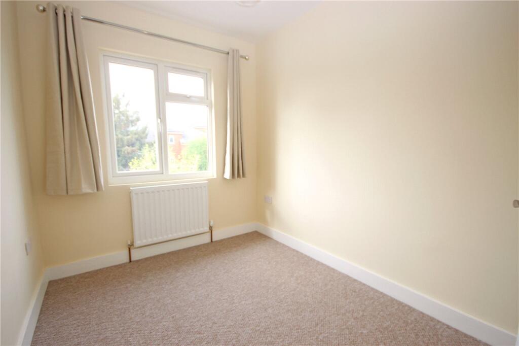 Additional image 9 of Cell Barnes Lane, St. Albans, Hertfordshire, AL1