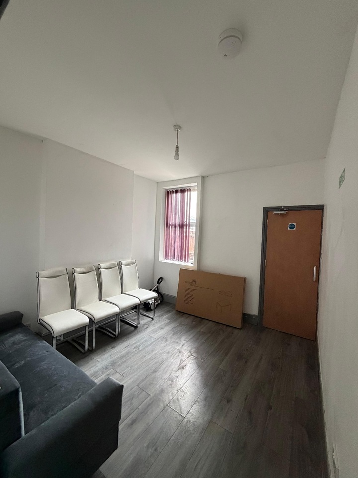 Additional image 4 of Room in a Shared House, Cherrywood Road, B9, N1 7GU