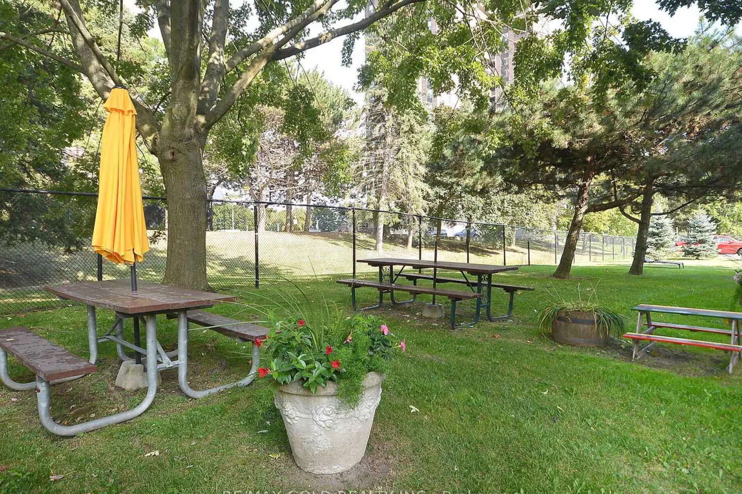 Additional image 18 of 1485 Lakeshore Road 416