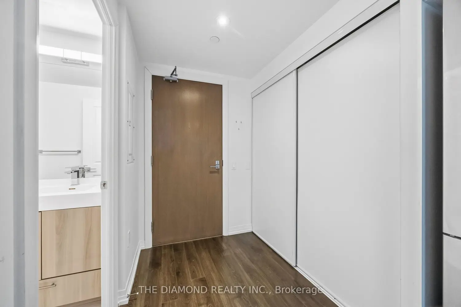 251 Jarvis Street 606