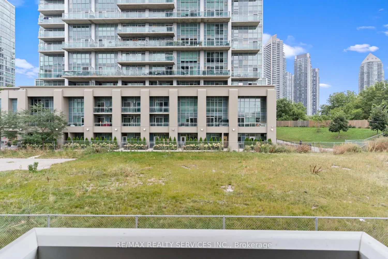 Additional image 11 of 251 Manitoba Street 115