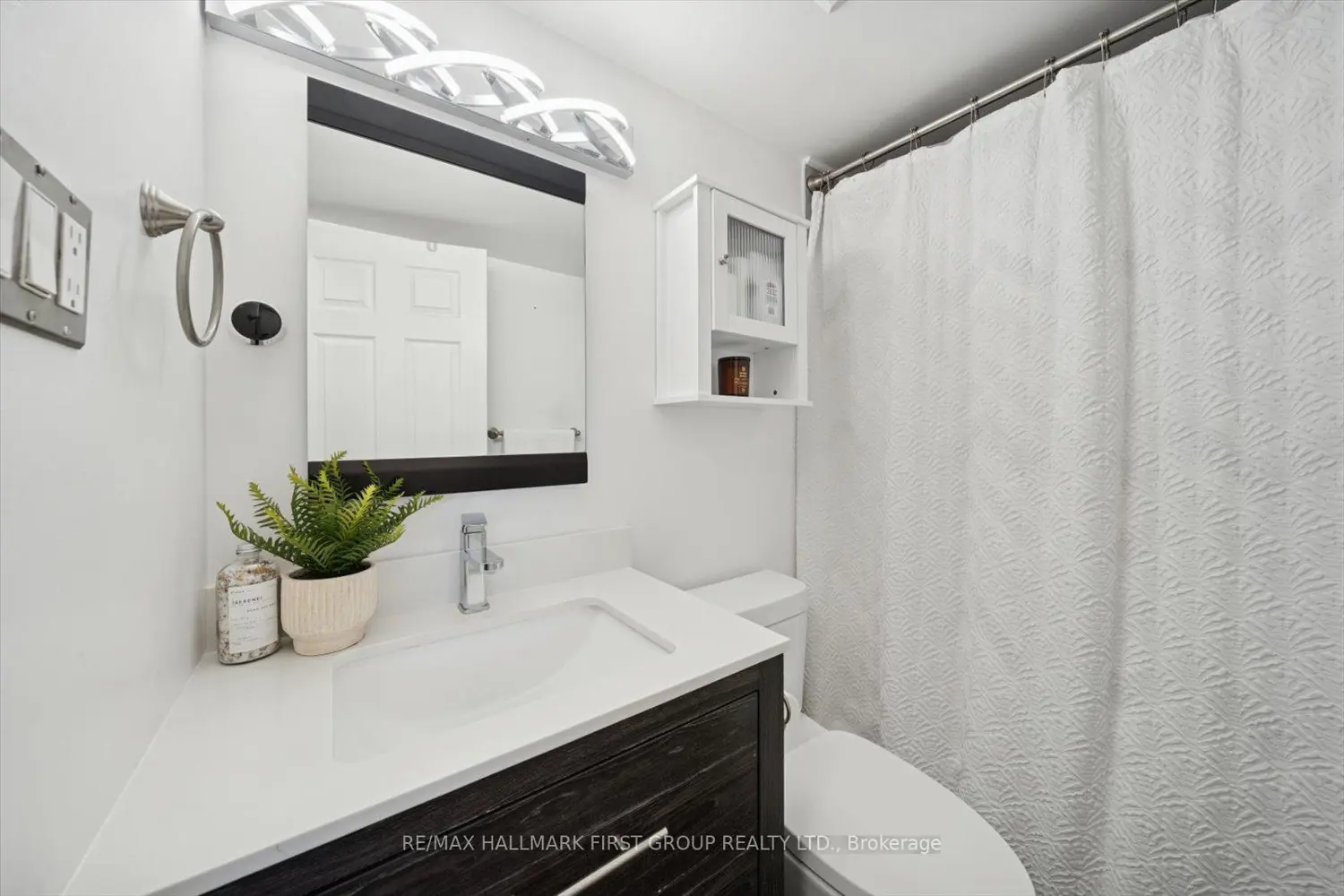 Additional image 13 of 1540 Pickering Parkway 303