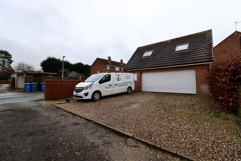 Additional image 2 of 3 bed semi-detached house for saleHoughton Lane, Sancton, York YO43
