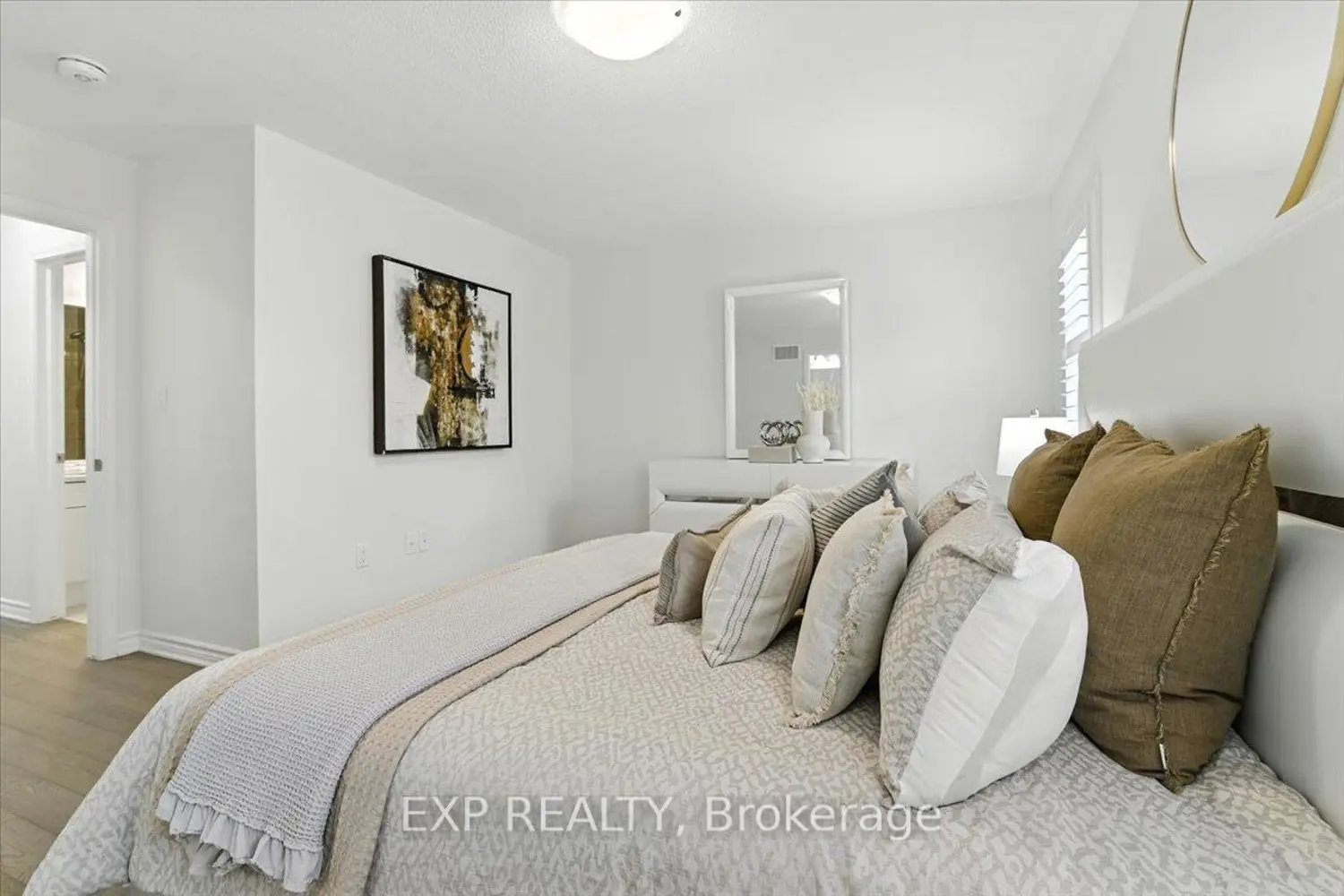 Additional image 18 of 3303 Thunderbird Promenade