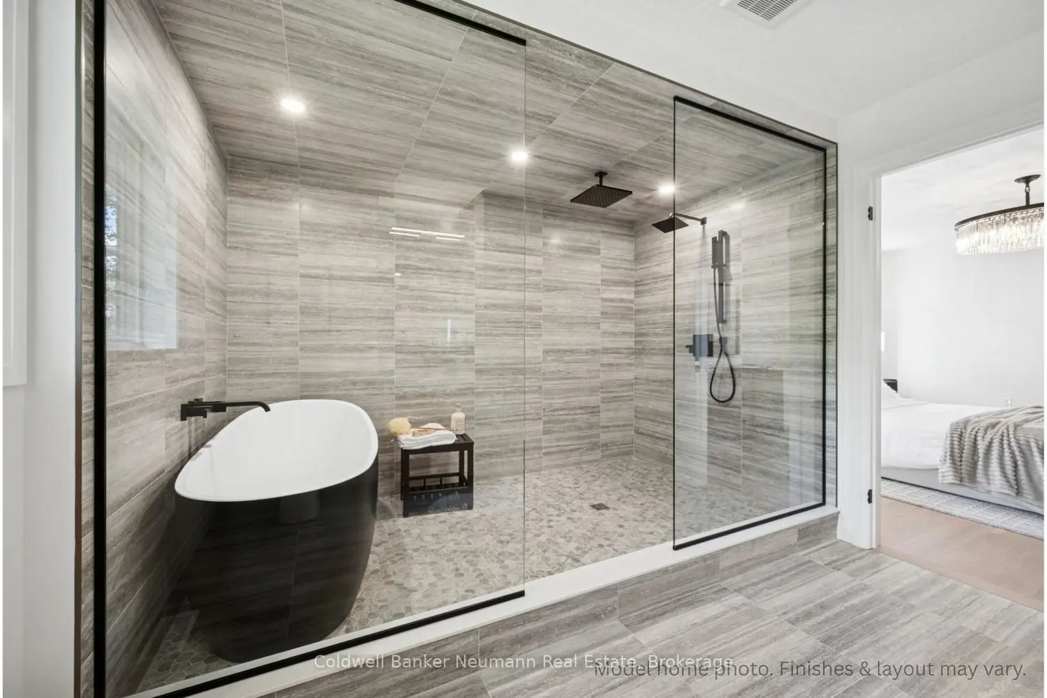 Additional image 8 of 16 Cadence Common