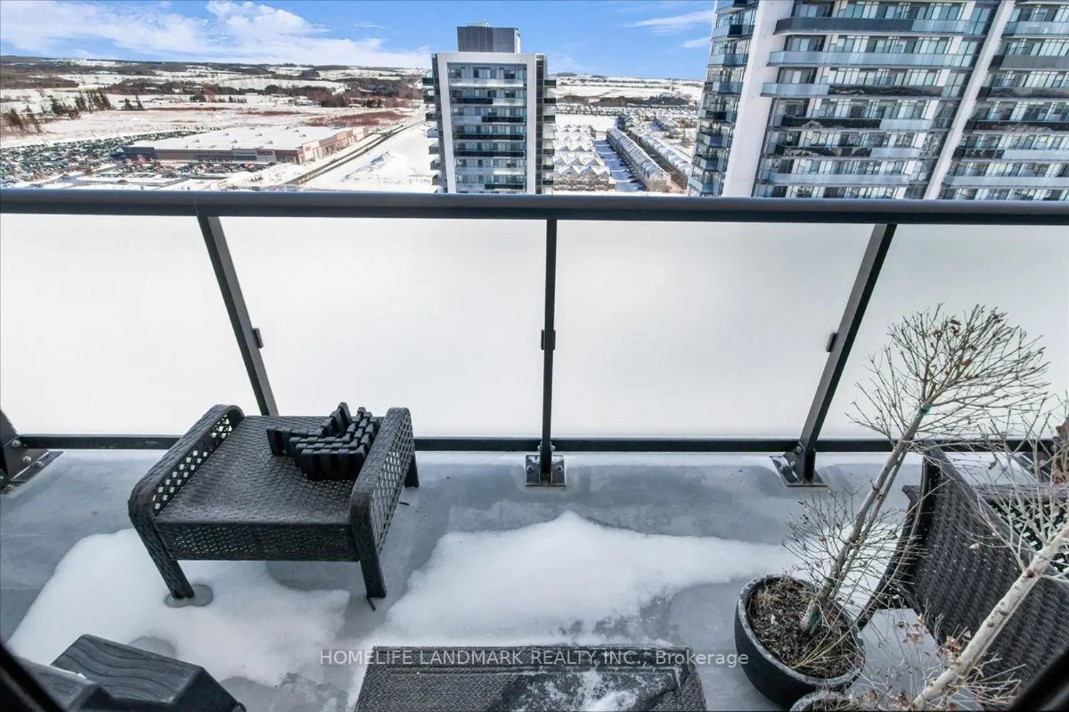 Additional image 11 of 2550 Simcoe Street 2011