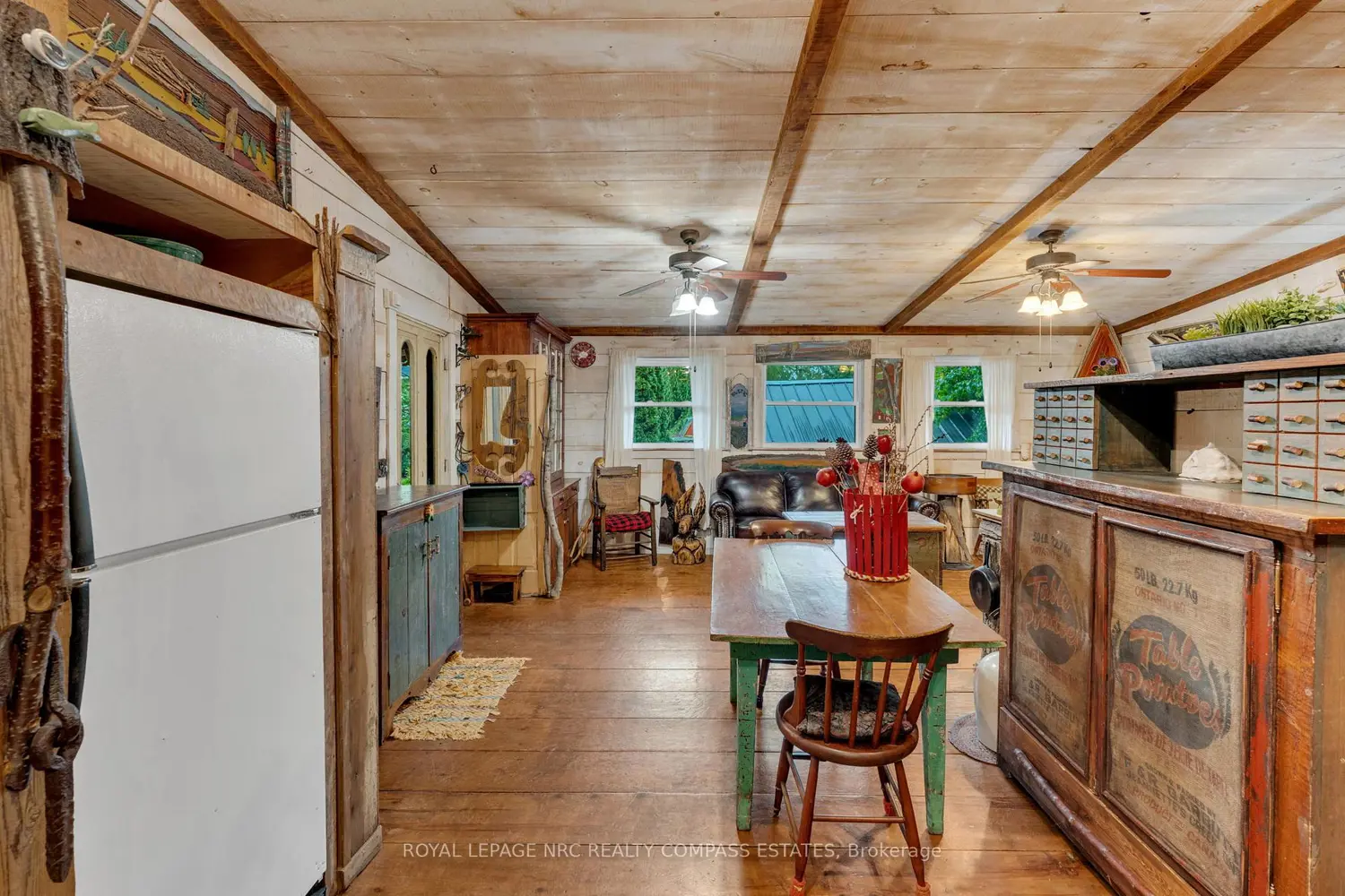 Additional image 7 of 4034 Victoria Avenue