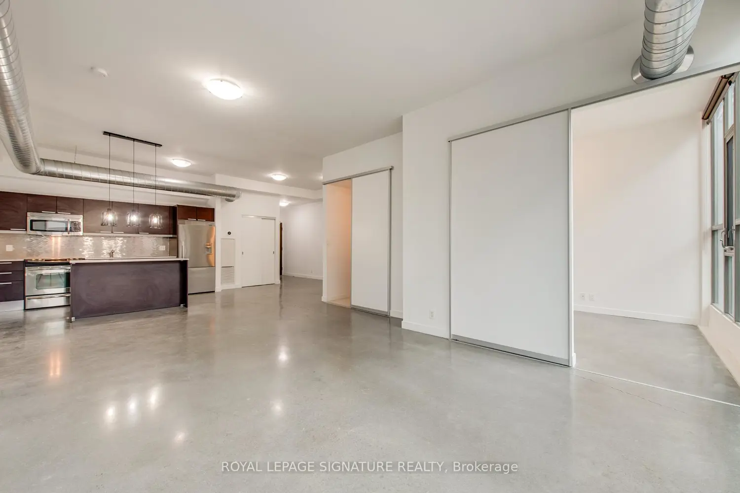 Additional image 6 of 625 Queen Street 211