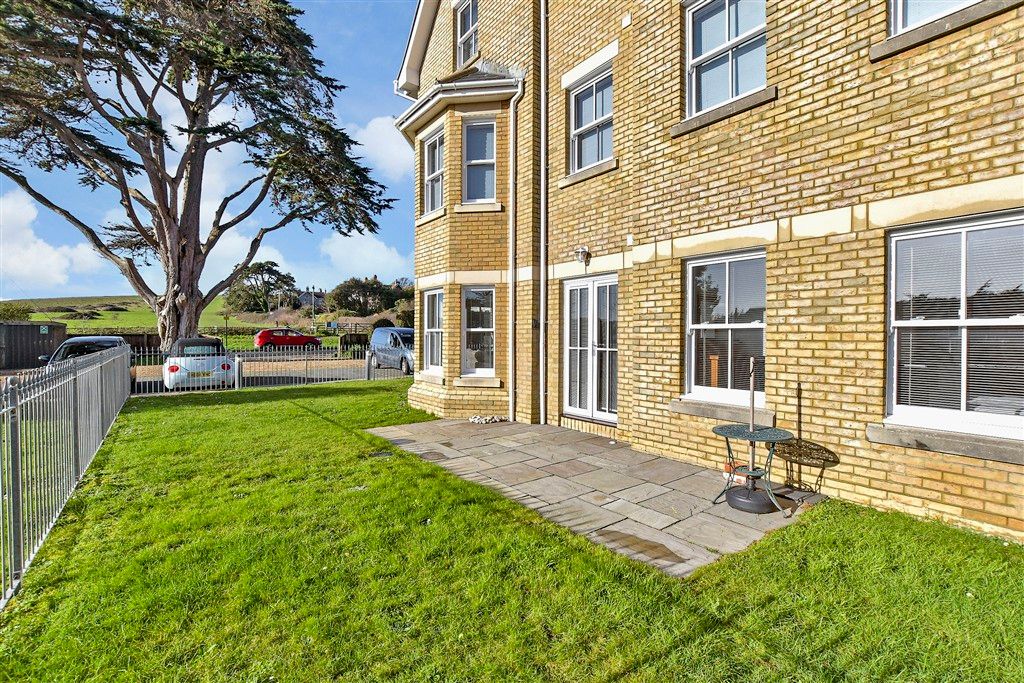 Additional image 4 of 2 bed flat for saleGate Lane, Freshwater, Isle Of Wight PO40