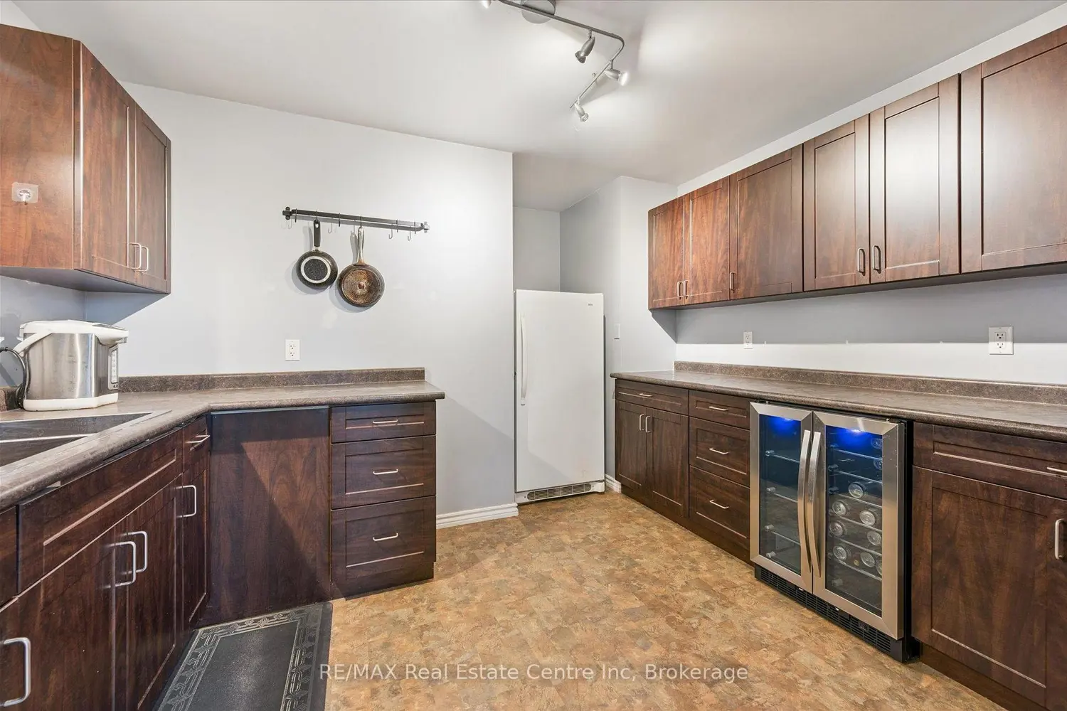 Additional image 6 of 500 Watson Parkway