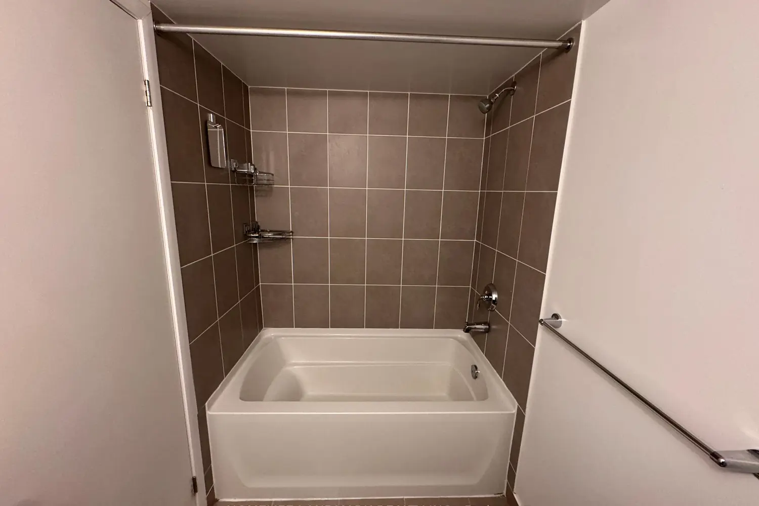 Additional image 5 of 3091 Dufferin Street 208