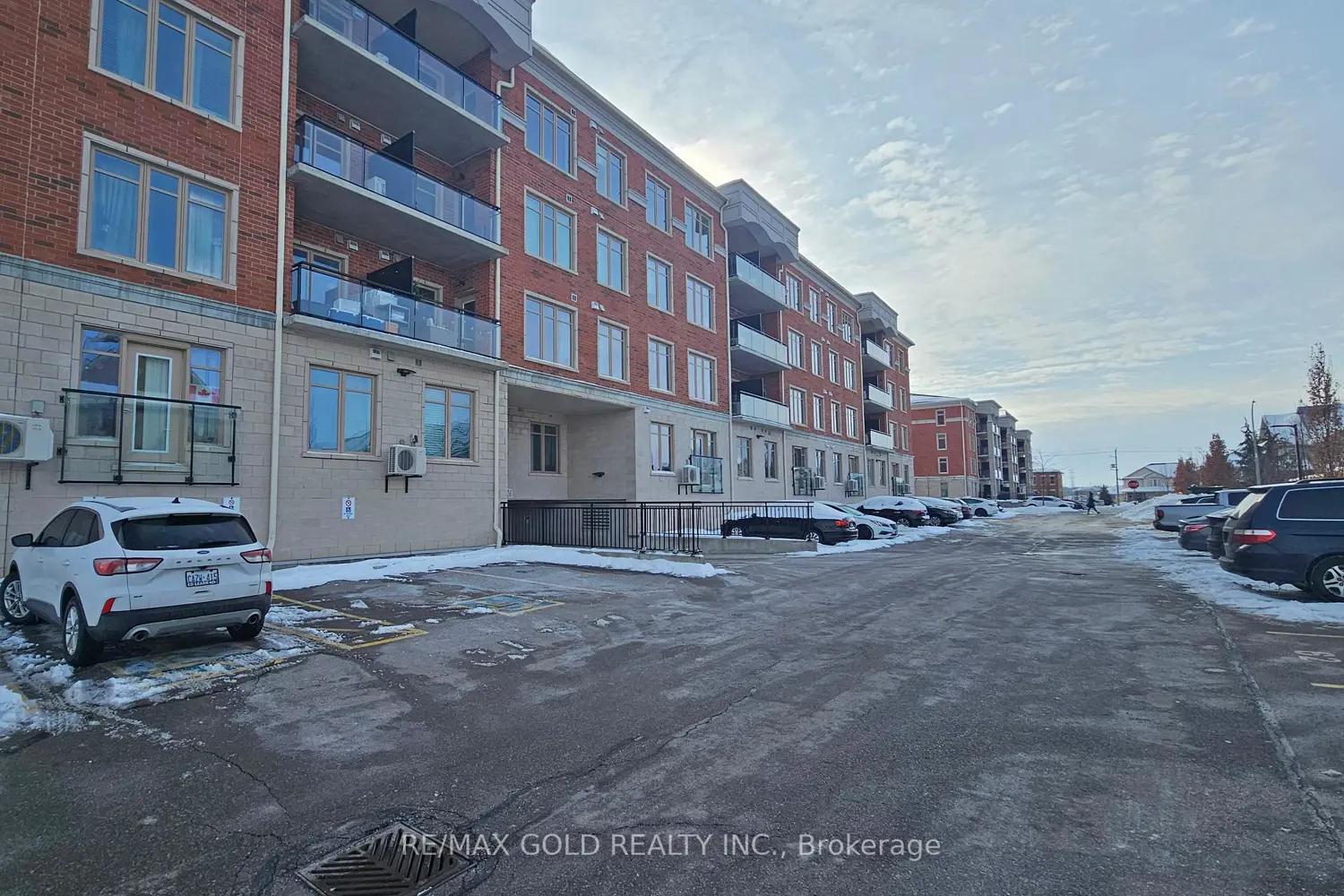 Additional image 19 of 175 Commonwealth Street 107