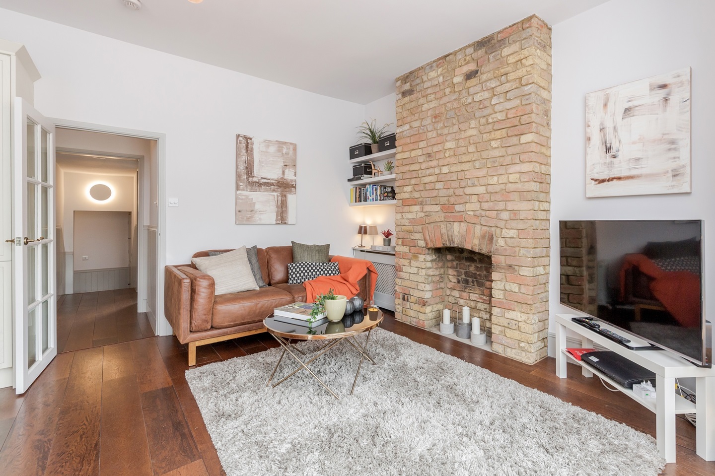 Additional image 4 of 2 Bed Flat, Fentiman Road, SW8, N1 7GU