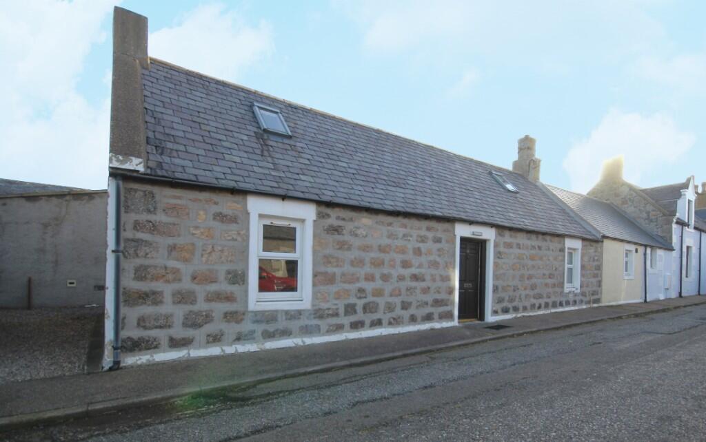 6 Gordon Street, AB56 4NQ