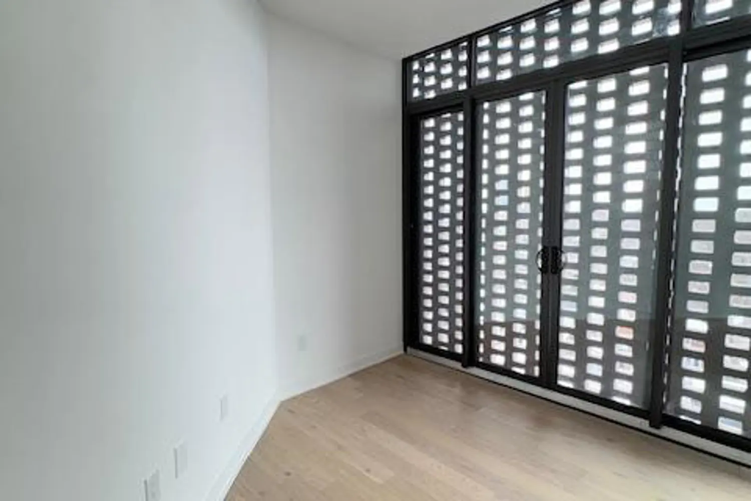 Additional image 4 of 2625 Dundas Street 809