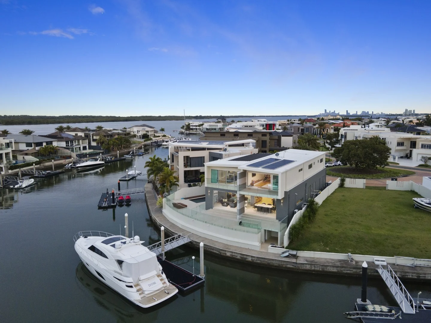 Additional image 2 of 26-28 Royal Albert Crescent, Sovereign Islands QLD 4216