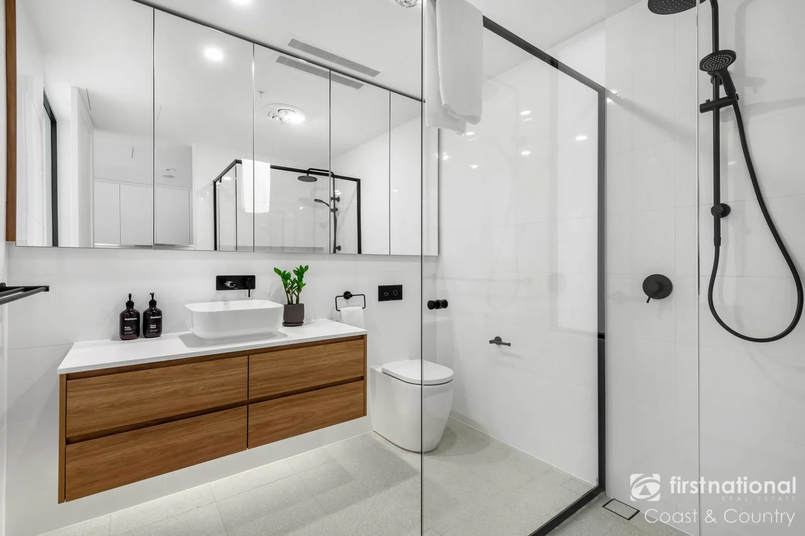 Additional image 8 of B1 & B2/10 Bong Bong Street, Kiama NSW 2533