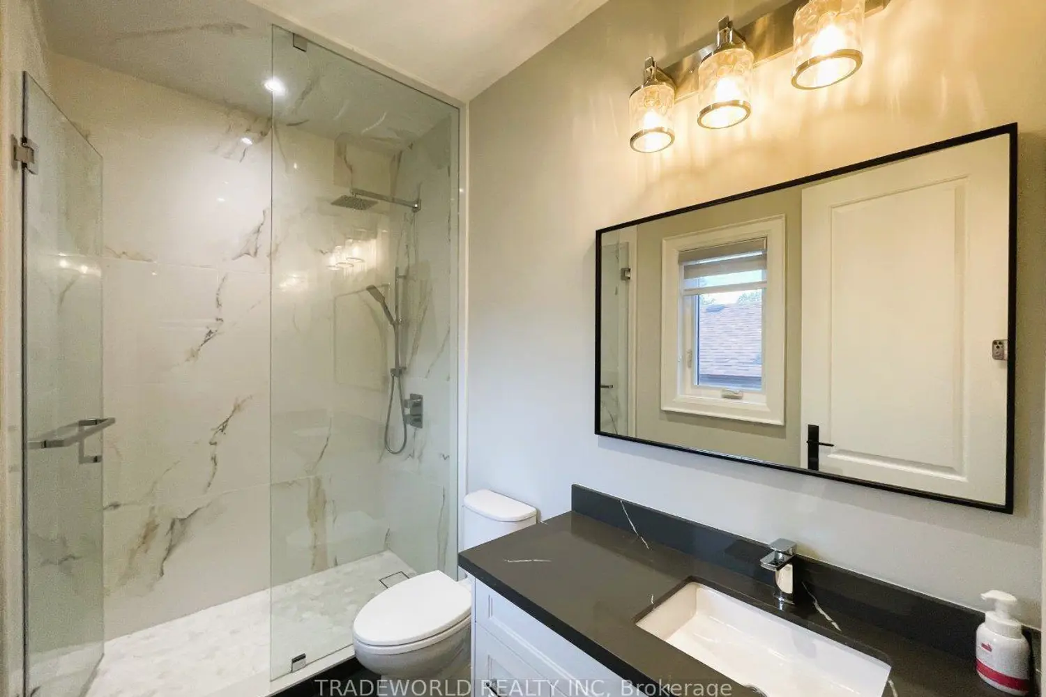 Additional image 16 of 90 Fred Varley Drive